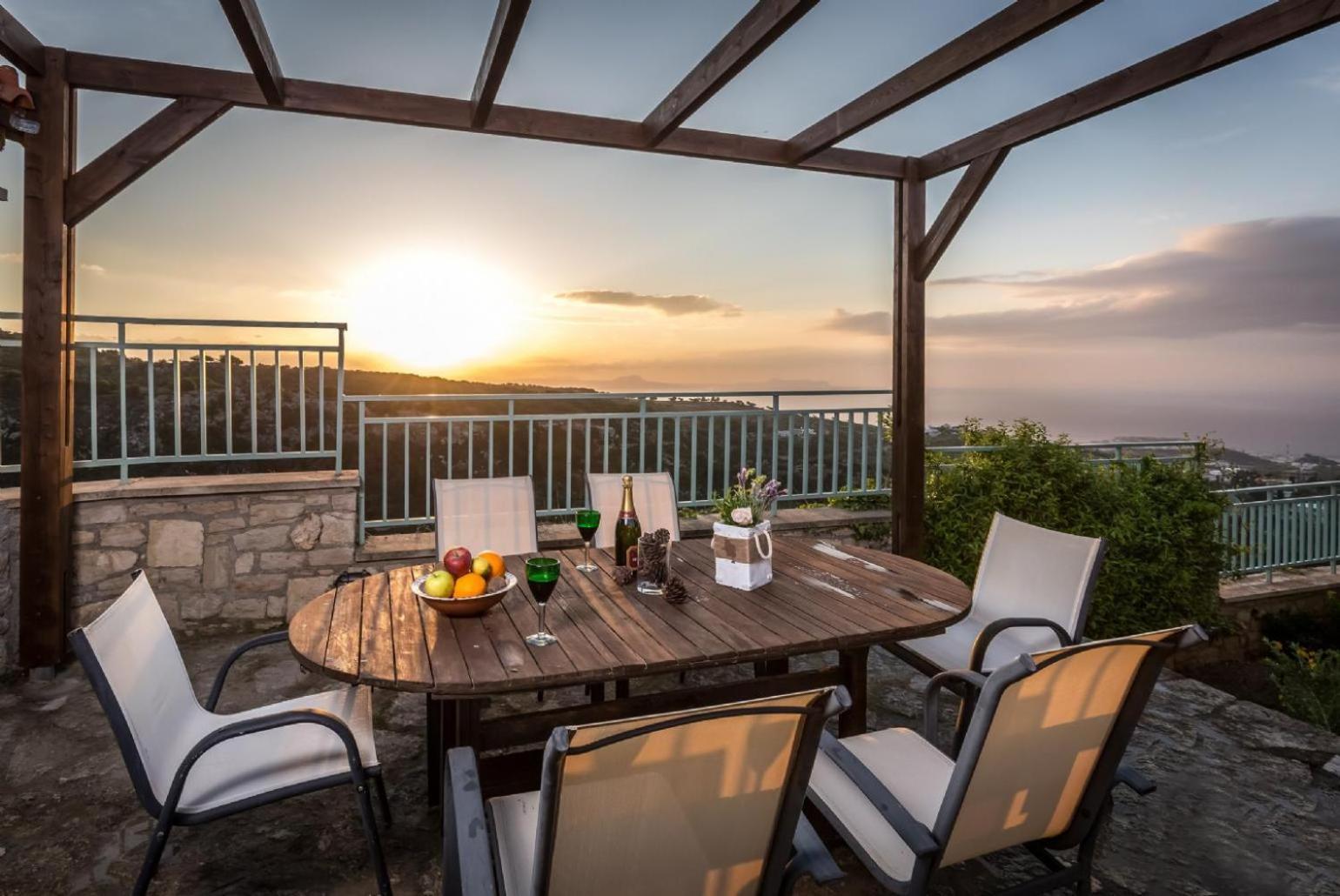 Villa Ilia Roussospition Екстер'єр фото